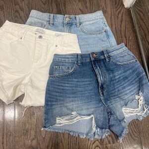 Jean shorts bundle all a size small 4(27)